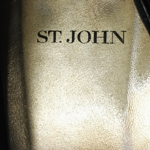 ST JOHN Black Soft Patent with Matte Gold Heel Pumps - Picture 10 of 15